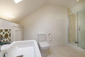 En-Suite- click for photo gallery